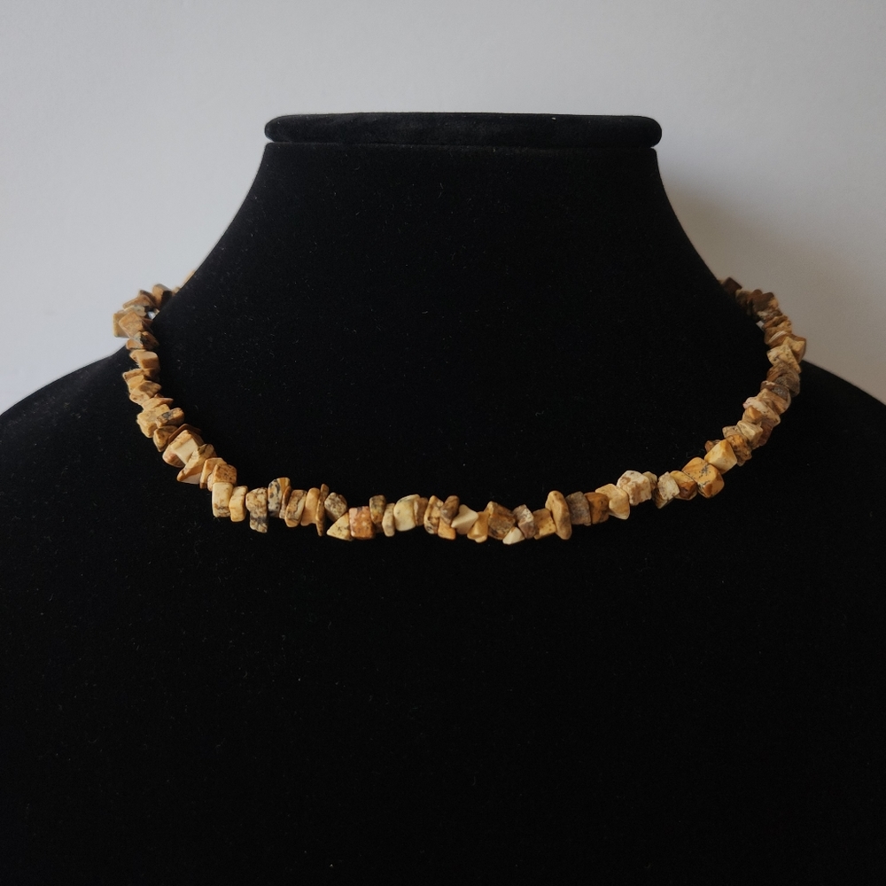 Magnetic Rock Strand Choker